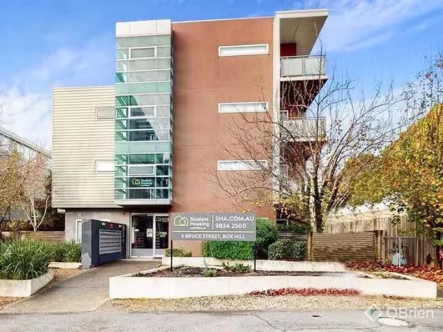 Apartment for rent in Box Hill