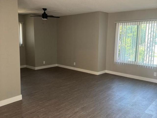 Apartment for rent in Canoga Park, California