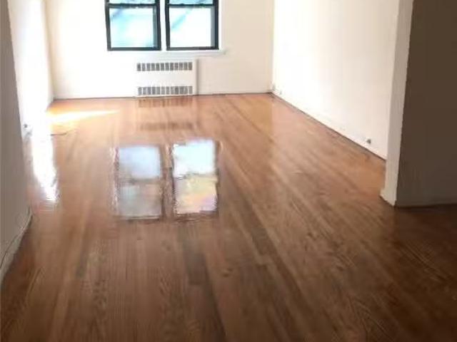 Condo for rent in Queens Village