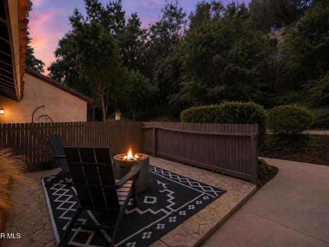 Townhouse for sale in Agoura Hills, California