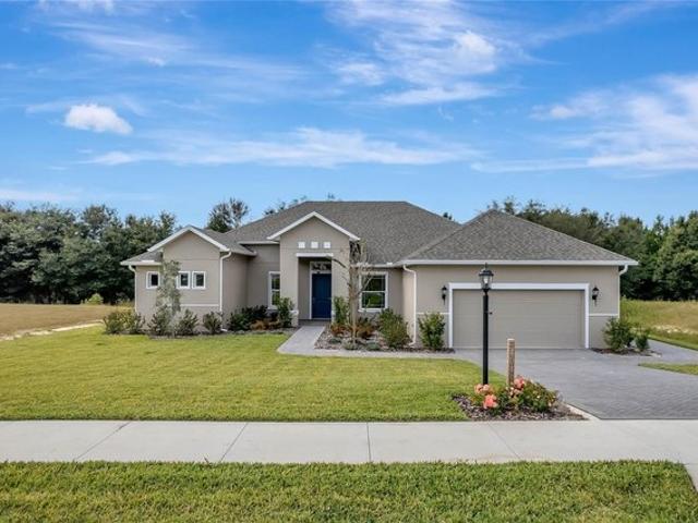 House for sale in Lady Lake, Florida