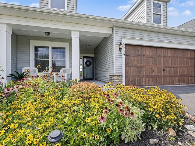 Townhouse for sale in Canandaigua, New York