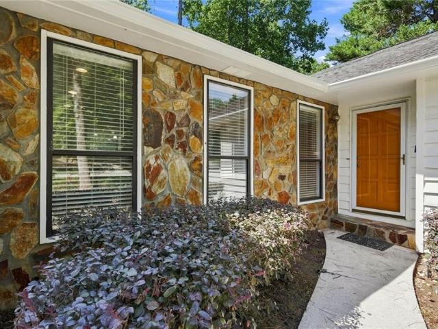 House for sale in Sparrow Ridge, Marietta