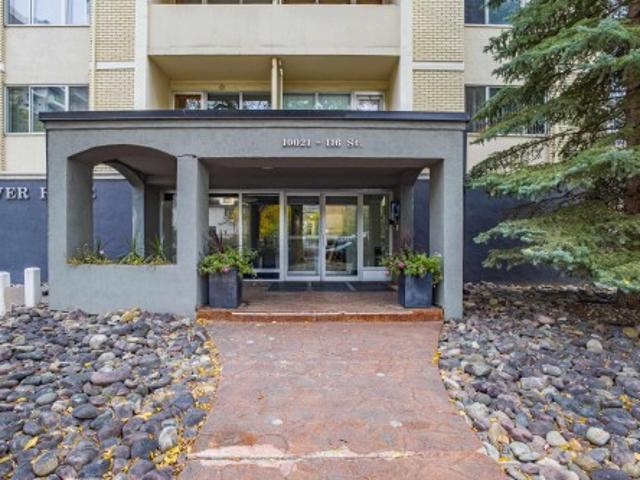 Condo for sale in Wedgewood, Alberta