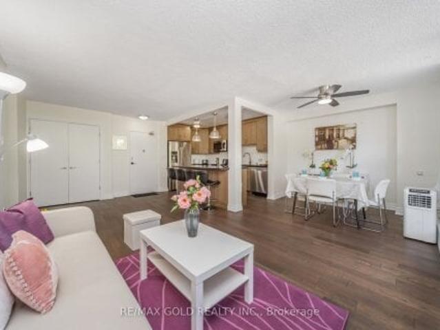 Condo for sale in Ancaster, Ontario