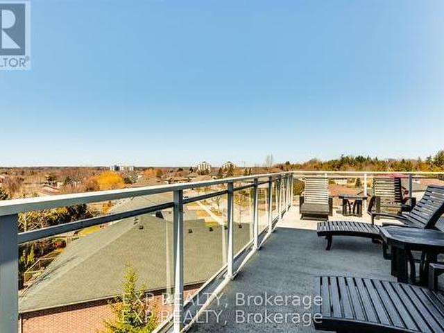 Condo for sale in Arva, Ontario