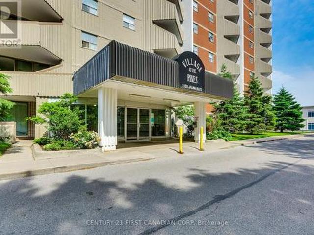 Condo for sale in Arva, Ontario