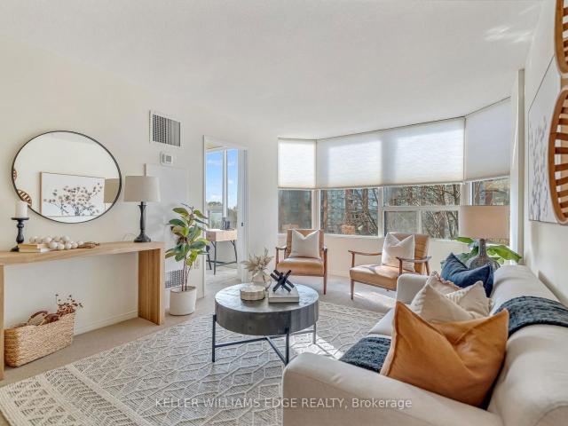 Condo for sale in Toronto, Golden Horseshoe