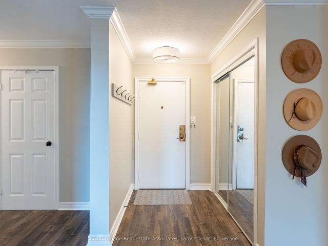Condo for sale in Burlington, Ontario