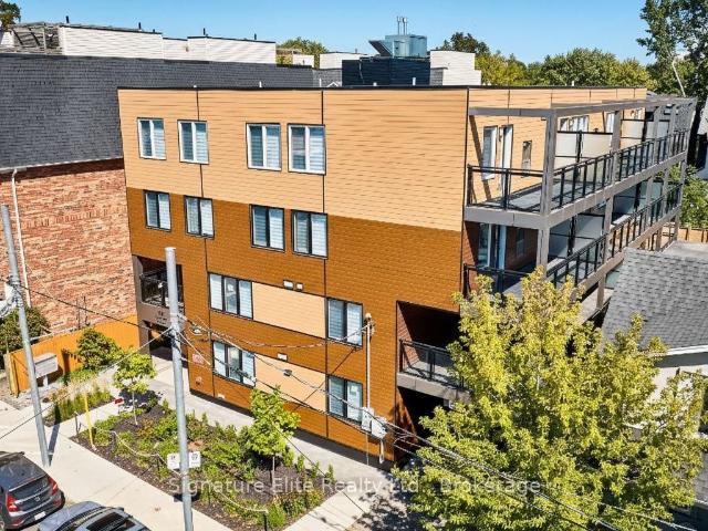 Condo for sale in Woburn, Ontario