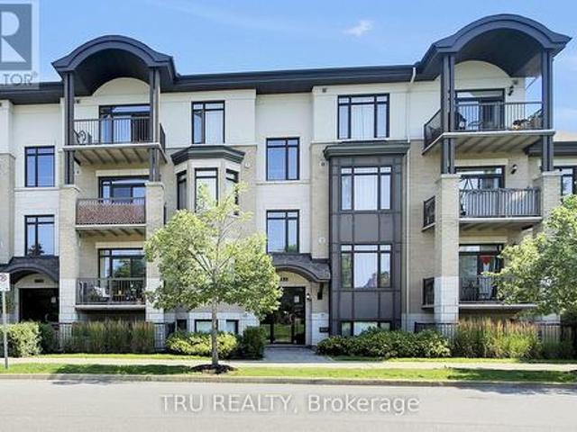 Condo for sale in Cyrville, Ottawa