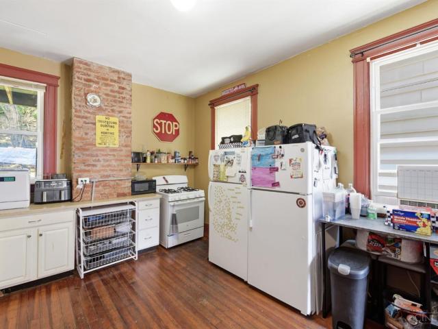 House for sale in Roselawn, Ohio