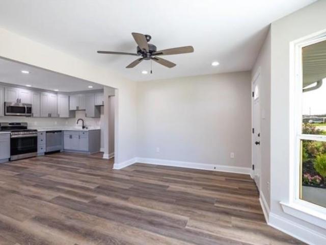 House for sale in Arabi