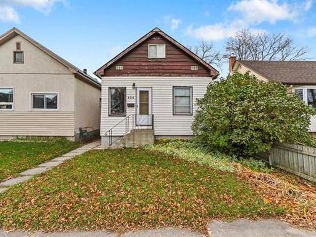 House for sale in Lord Roberts, Winnipeg