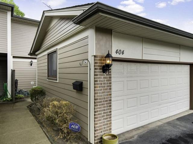 Townhouse for sale in Deerfield, Illinois