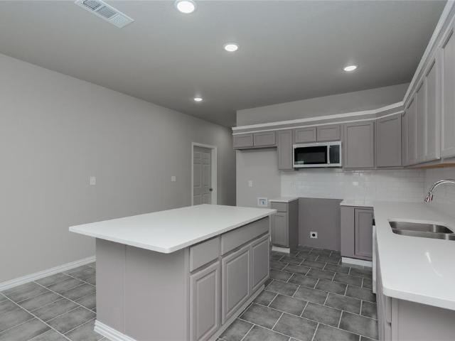 House for sale in Bowie, Texas