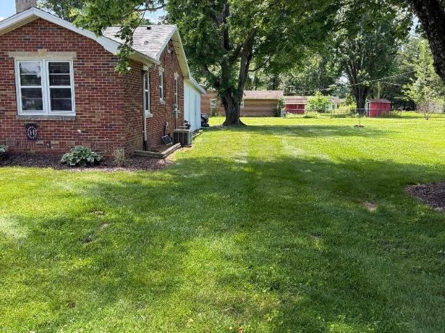 House for sale in Jasonville, Indiana