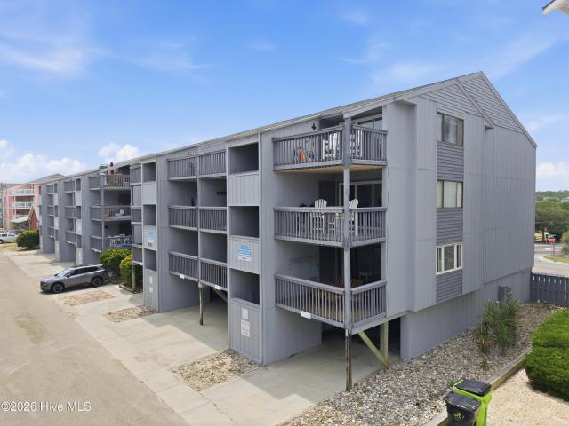 Condo for sale in Carolina Beach, North Carolina