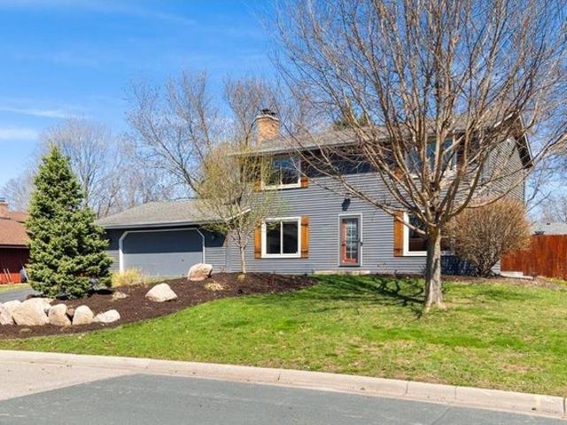 House for sale in Chanhassen, Minnesota