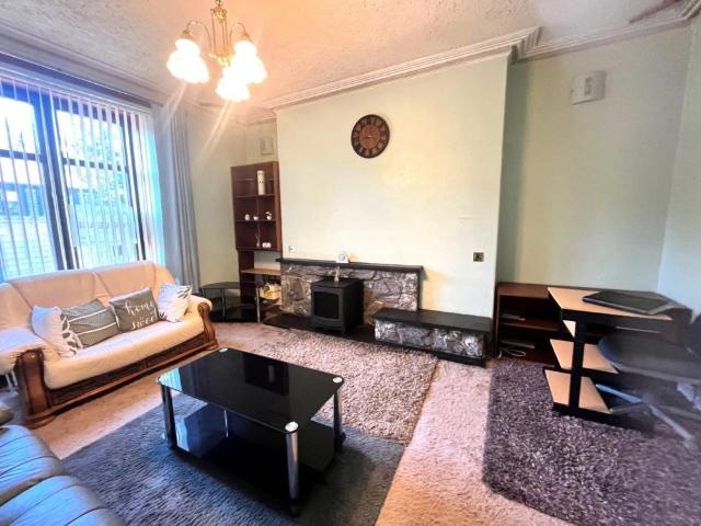 Apartment for rent in Woodside, Ballindoch