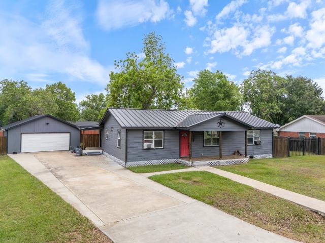 House for sale in Palacios, Matagorda County