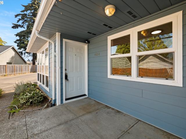 House for sale in Rivercrest, Oregon City