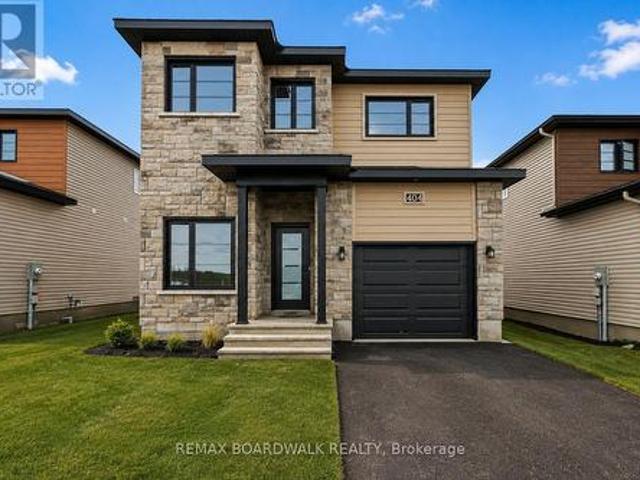 House for sale in Russell, Ontario