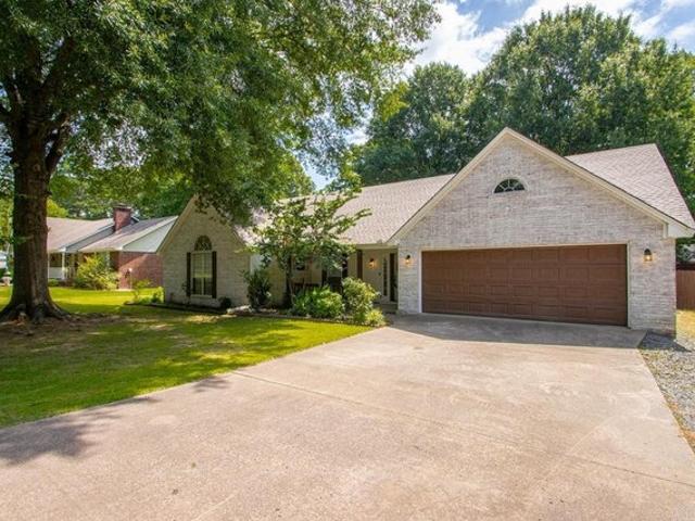 House for sale in Ark