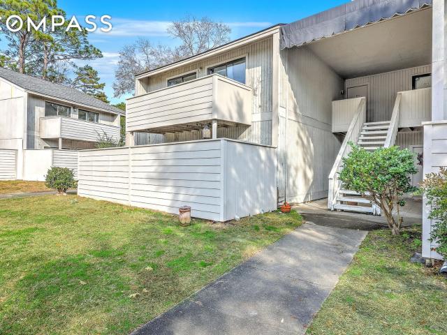Townhouse for sale in Goose Creek, South Carolina