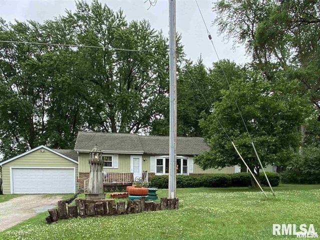 House for sale in Yates City, Illinois