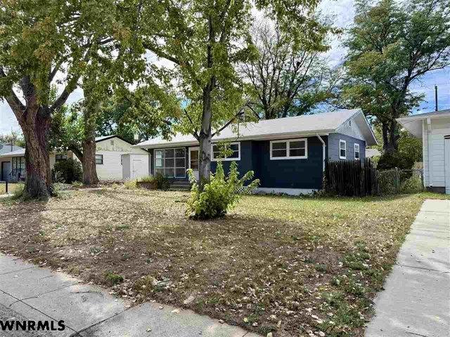 House for sale in Ridgewood Mobile Home Park, Kimball