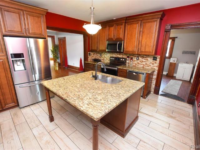 House for sale in Fenton, Michigan