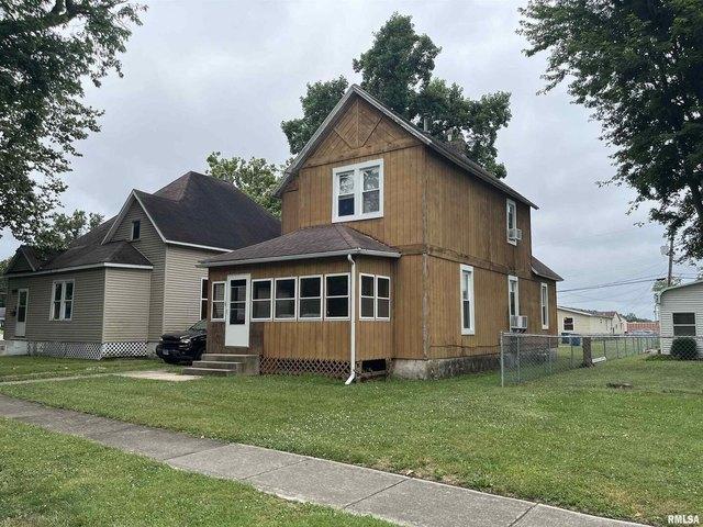 House for sale in Centralia, Illinois