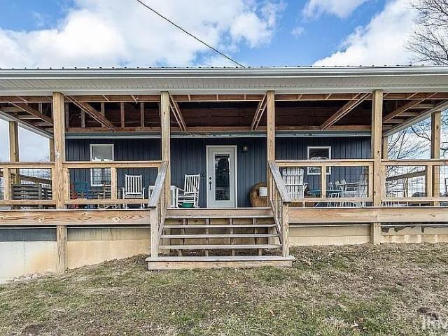 House for sale in Pierceton, Indiana