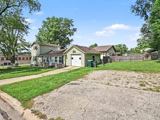 House for sale in Batavia, Kane County