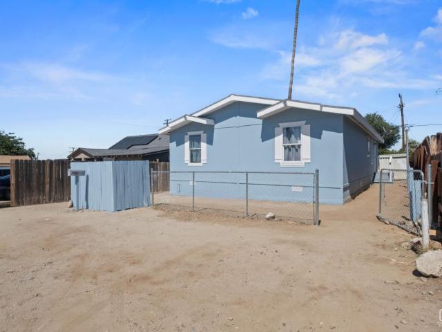 House for sale in Taft, California