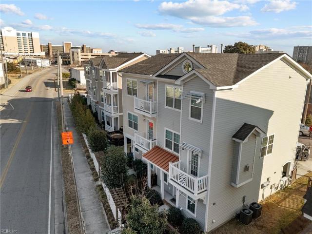 Condo for sale in Virginia Beach
