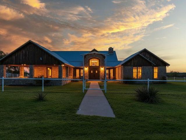 Farm for sale in Stephenville, Texas