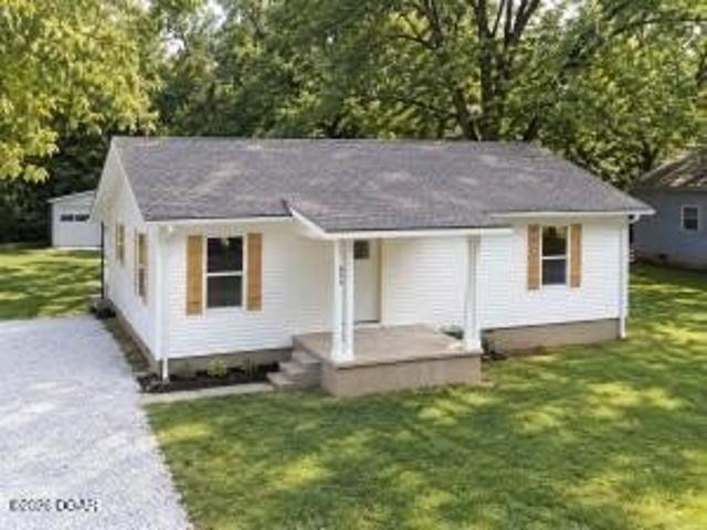 House for sale in Neosho, Newton County