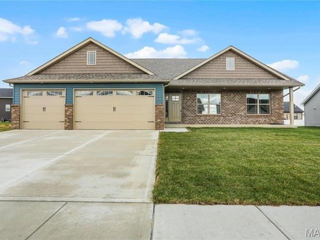 House for sale in Troy, Illinois