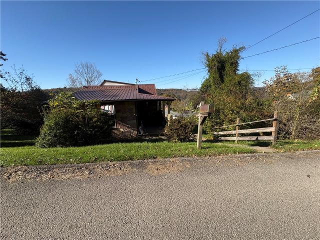 House for sale in Springhill Township, Fayette County