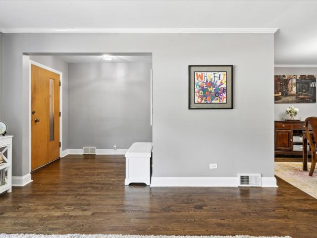 House for sale in Mount Prospect, Illinois