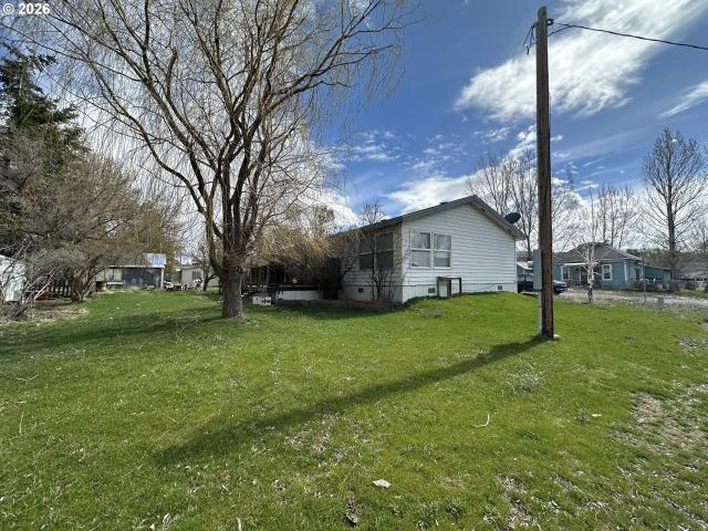 House for sale in Oregonia