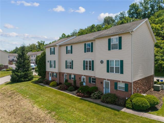 Townhouse for sale in Greensburg, Pennsylvania