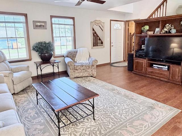 House for sale in Sweet Valley Estates, Kelleys Island