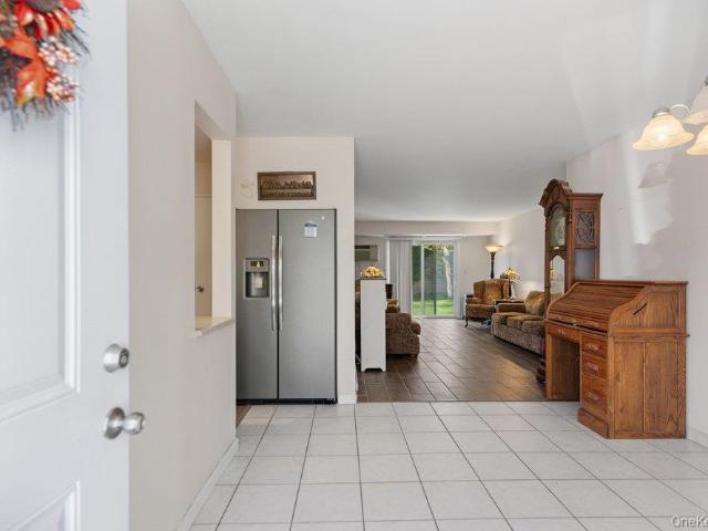 Condo for sale in Bohemia, New York