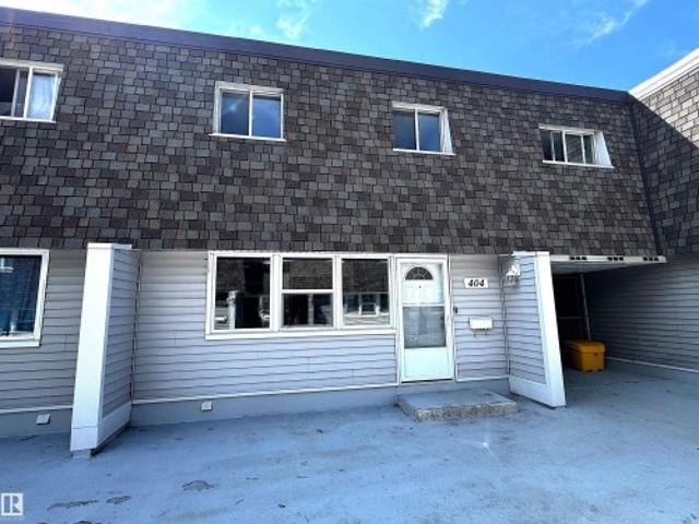 Townhouse for sale in Wedgewood, Alberta