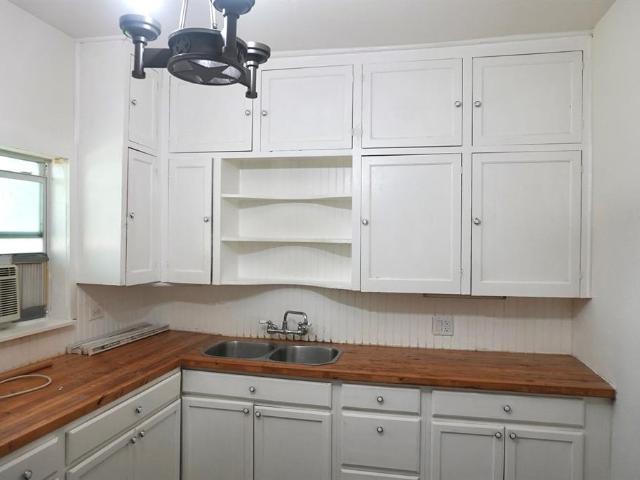 House for sale in Wise, Texas