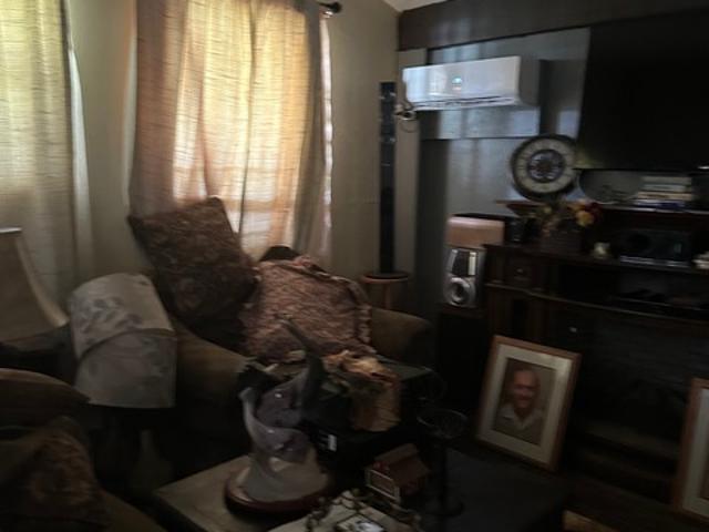House for sale in Sabinal, Texas