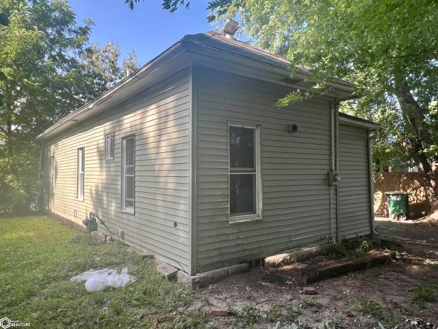 House for sale in Fairfield, Iowa